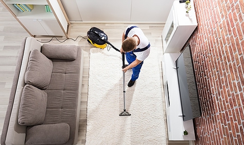 The Pitfalls of Retail Carpet Cleaners and Soap Residue: Expert Carpet Cleaning Service in Shelby Township, MI